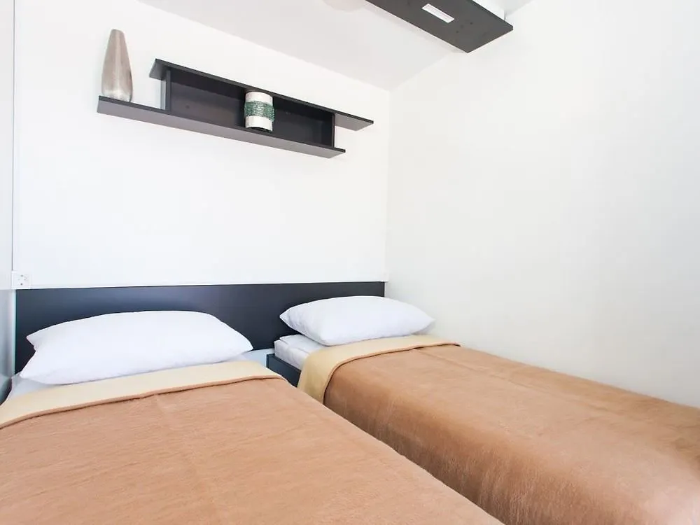 Kastanija Mobile Homes Новиград Хорватия