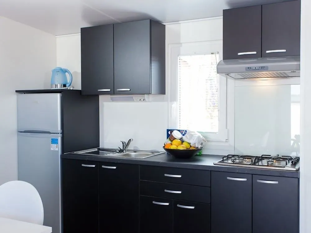 Kastanija Mobile Homes Новиград